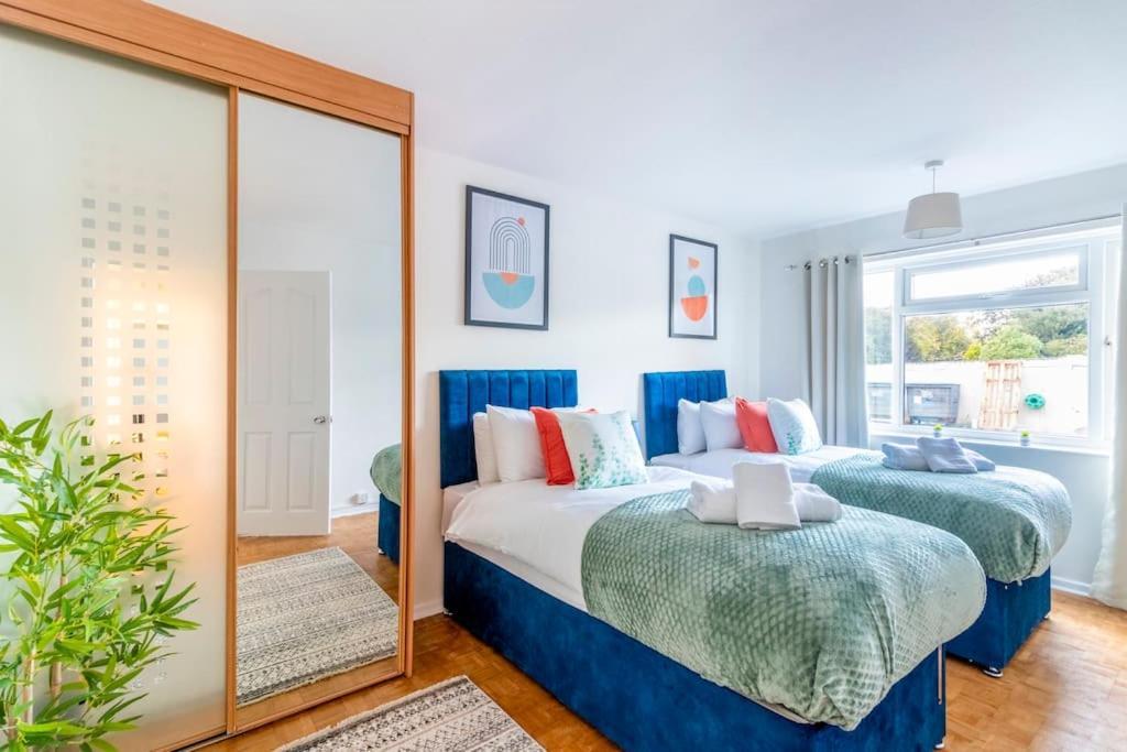 Beautiful Sea View 2 Bedroom Sleeps 6-Free Parking ボーンマス エクステリア 写真